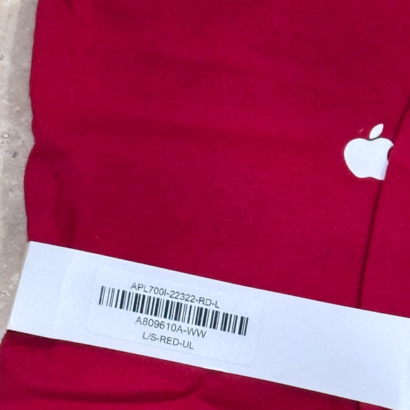 Apple Employee Red T-Shirts short and longe sleeve - Picture 2 of 4